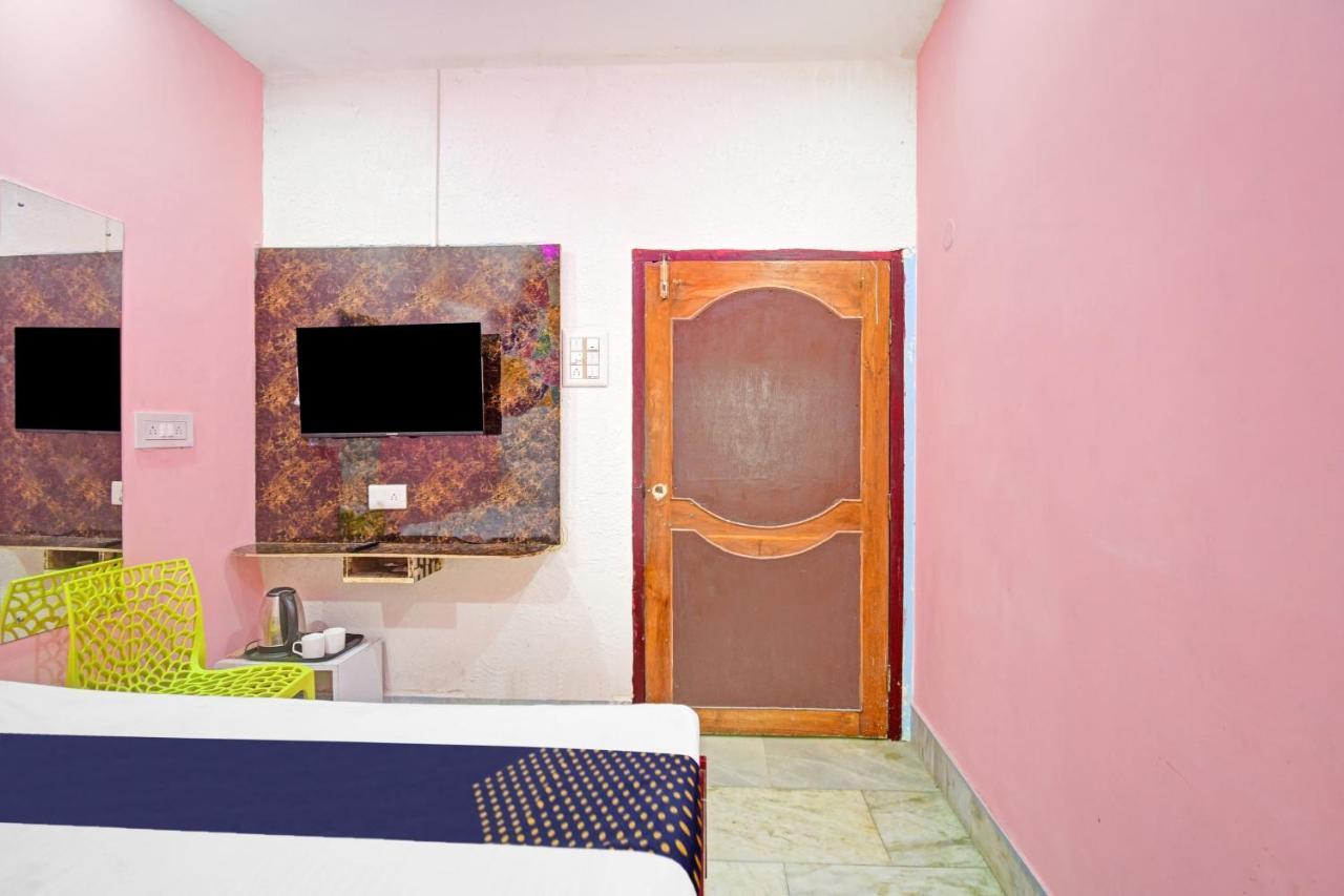 Hotel Spot On 81220 New Asha Puri Exterior foto