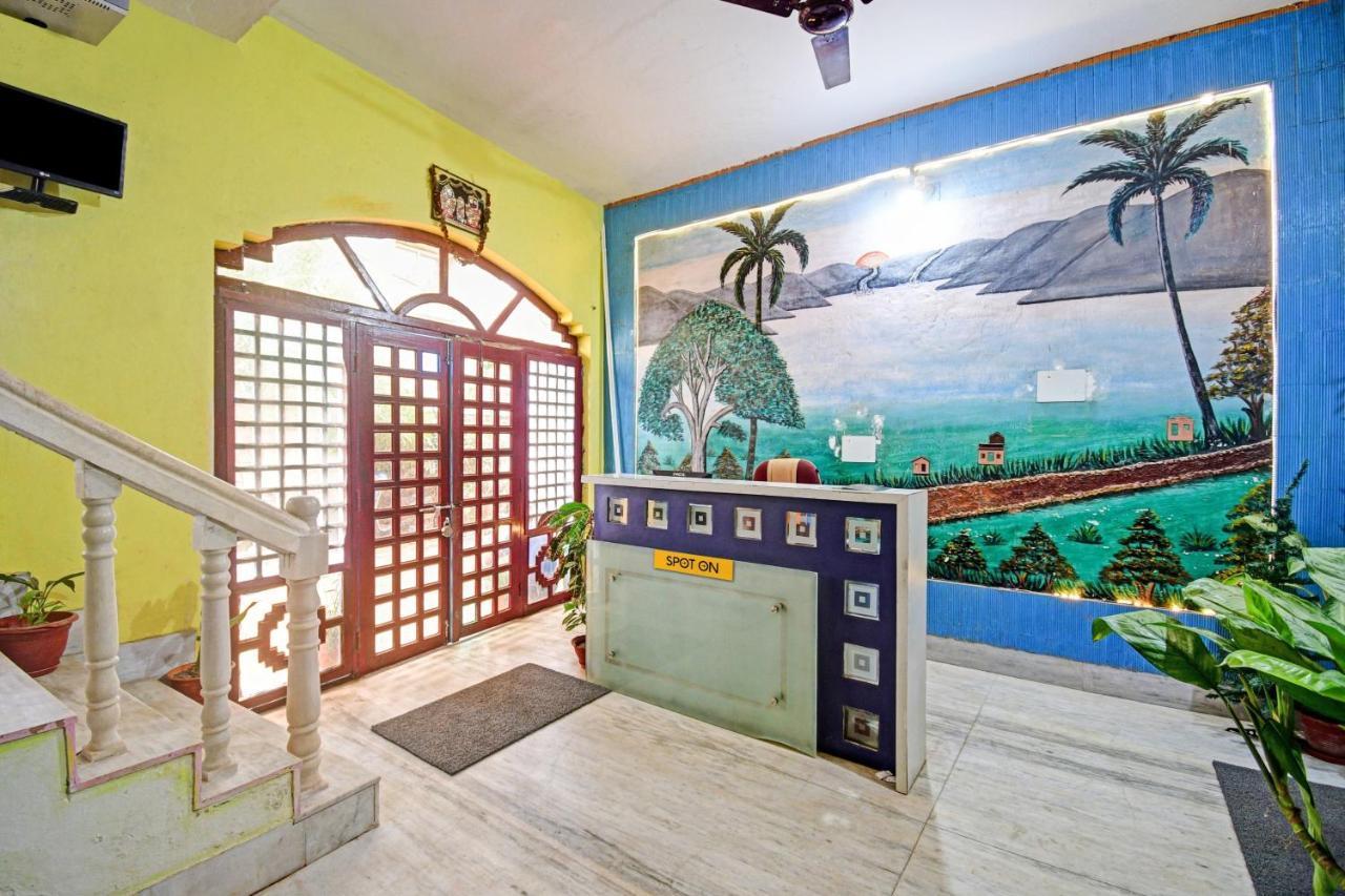 Hotel Spot On 81220 New Asha Puri Exterior foto